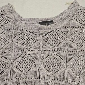 Boy Meets Girl Knit Top Womens Small Silver Metallic Pointelle Button Back Short